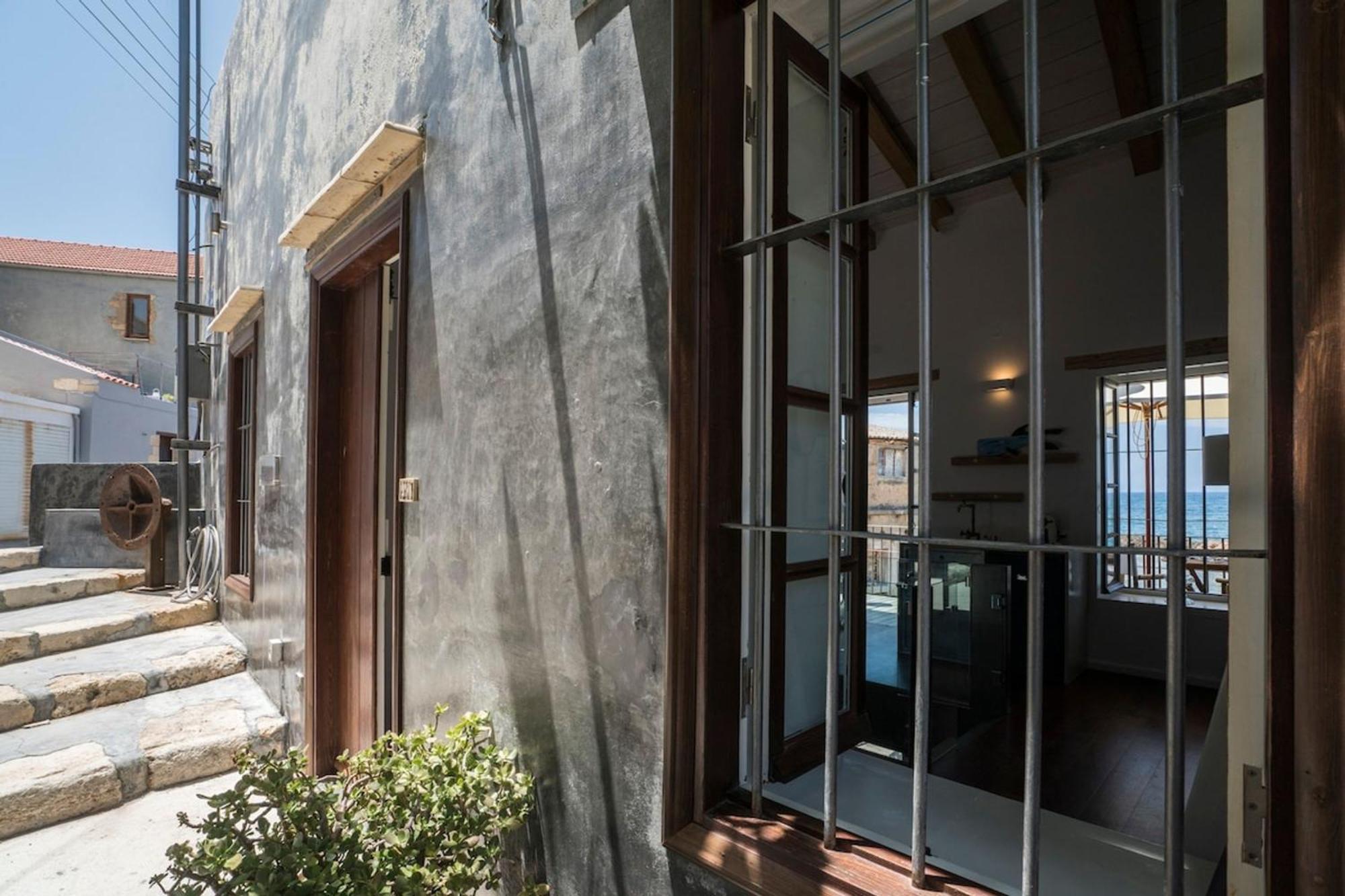 Villa Kito- Transformed House On The Water'S Edge Chania  Exterior foto
