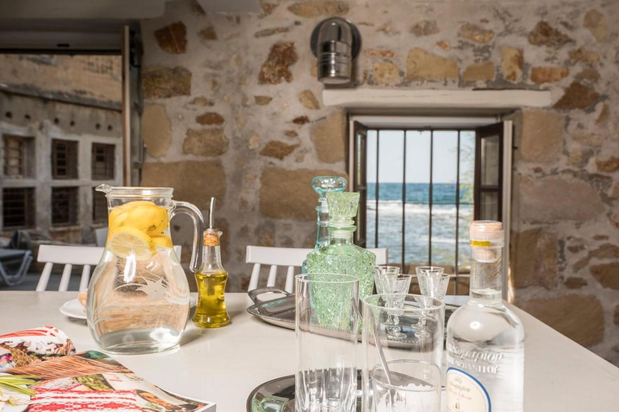 Villa Kito- Transformed House On The Water'S Edge Chania  Exterior foto