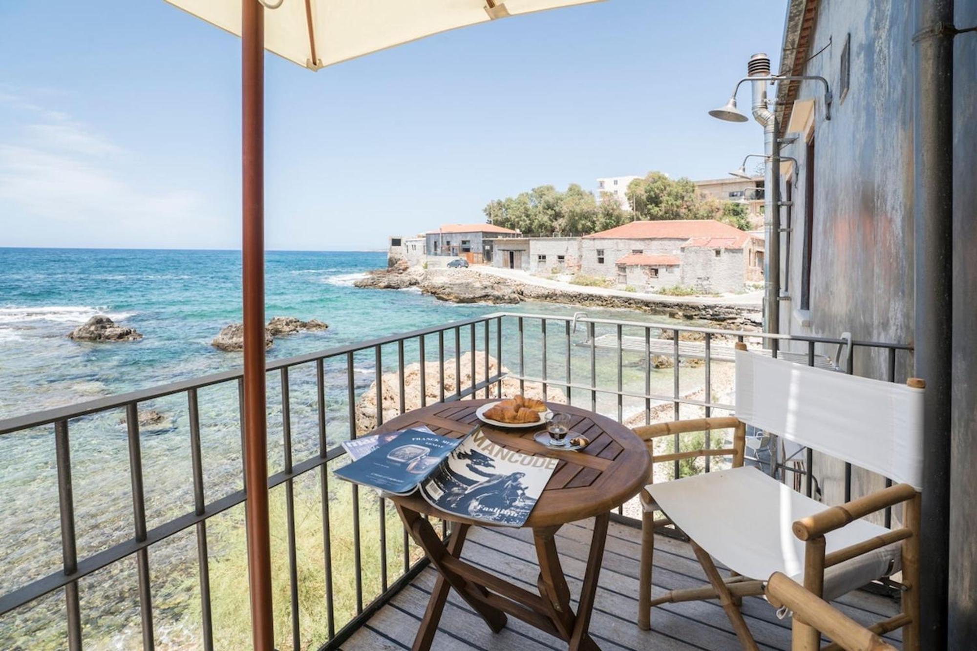 Villa Kito- Transformed House On The Water'S Edge Chania  Exterior foto